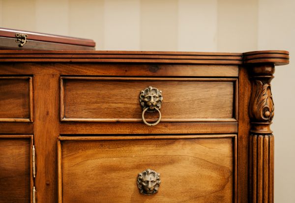 Dresser Disposal in West Des Moines